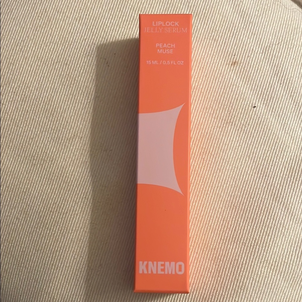 Knemo Liplock Jelly Serum - Peach Muse new in box